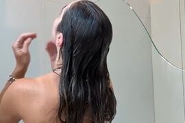 Natalie Roush – naked shower masturbating !!!