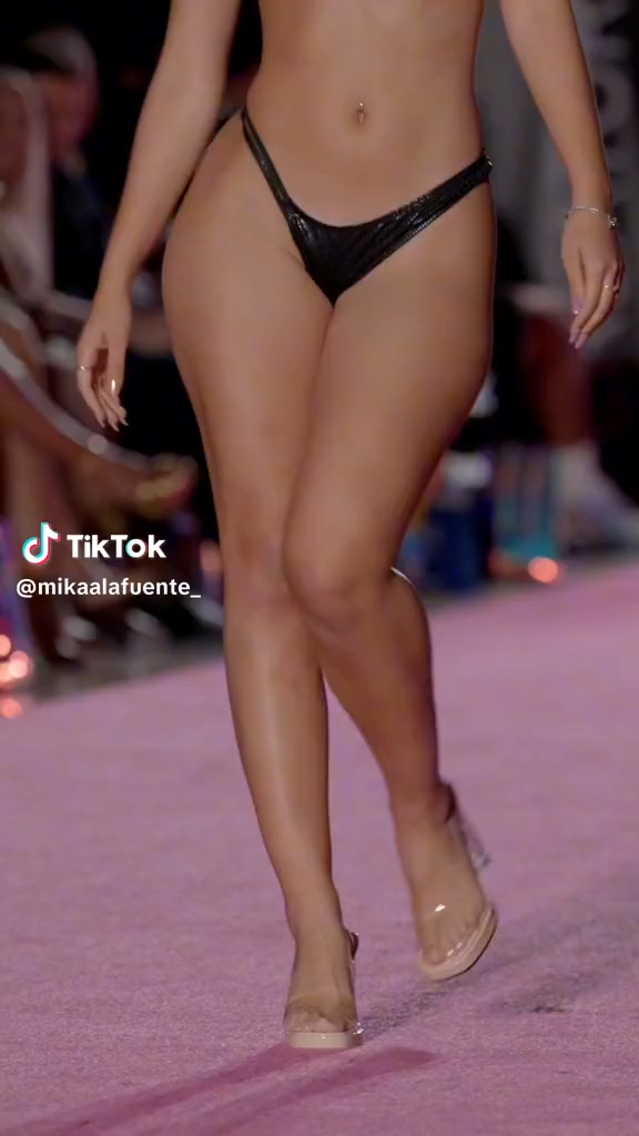 MikaLa Fuente hot nude onlyfans leak