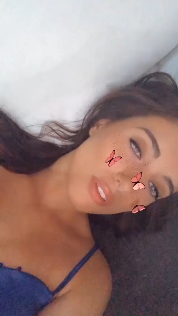 Nikkole Teja nude live…