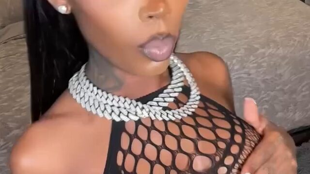 Asian Doll New Nude Onlyfans Leak – Shaking Big Booty !!!