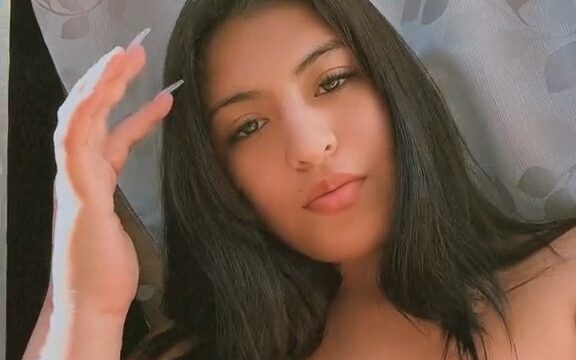 andreagranda New video Show Big Boobs so hot