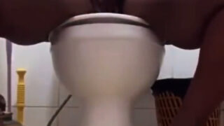 Abena Korkor Masturbating In Toilet Video Twitter Viral!!!