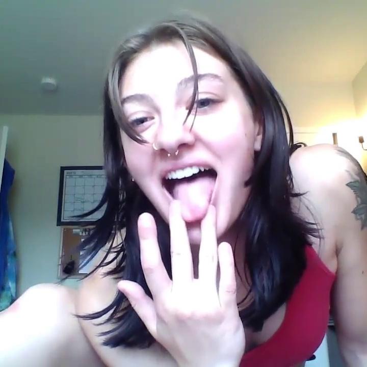 T0tal5lut Fingers Pussy For Twitch Subscribers Stream Video